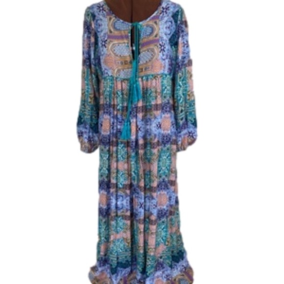 Jaase Dresses & Skirts - Jade size small tie front long sleeve maxi dress